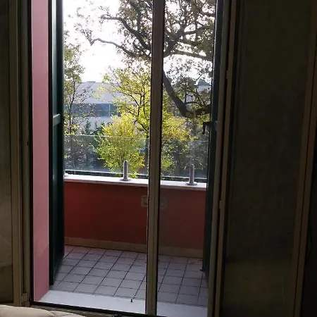 Rinaldi House 4*