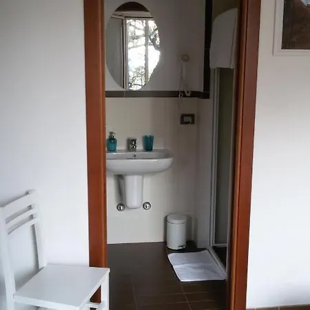 Rinaldi House Torriana